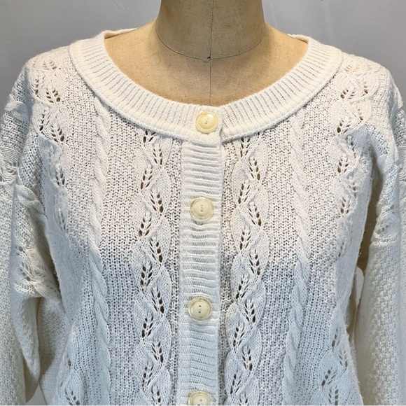 VINTAGE Classic cable knit sweater cardigan button front white 80s basic staple - Picture 3 of 10